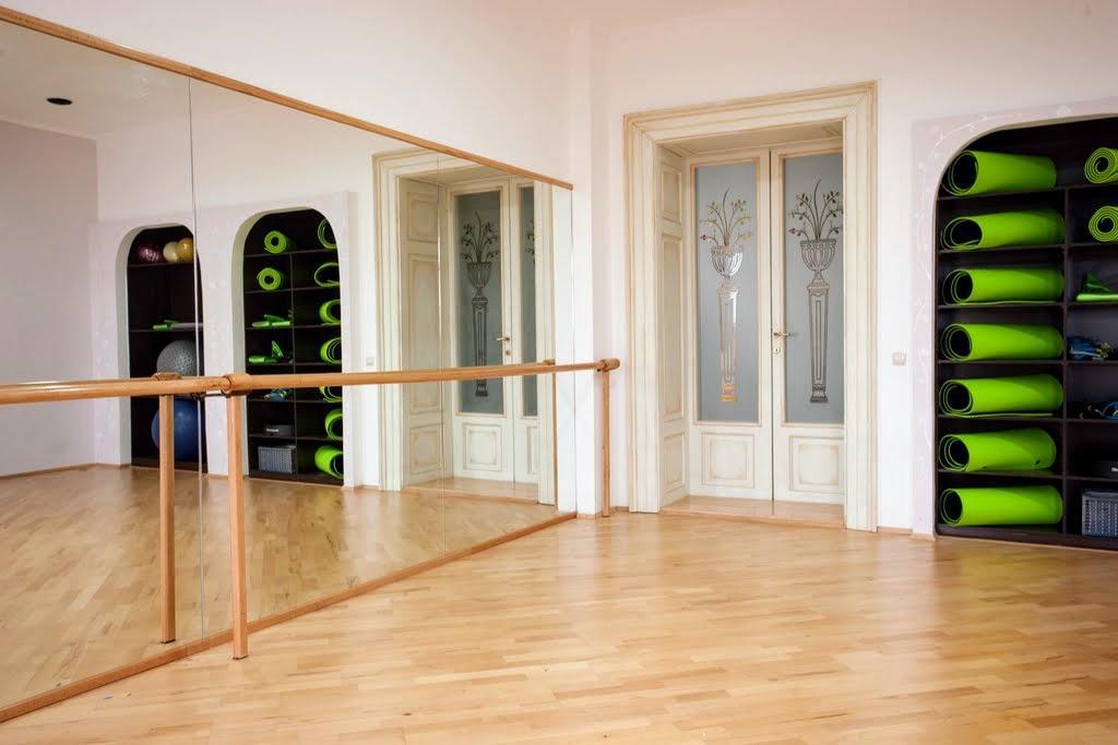 Kronhaus Braşov Exteriör bild
