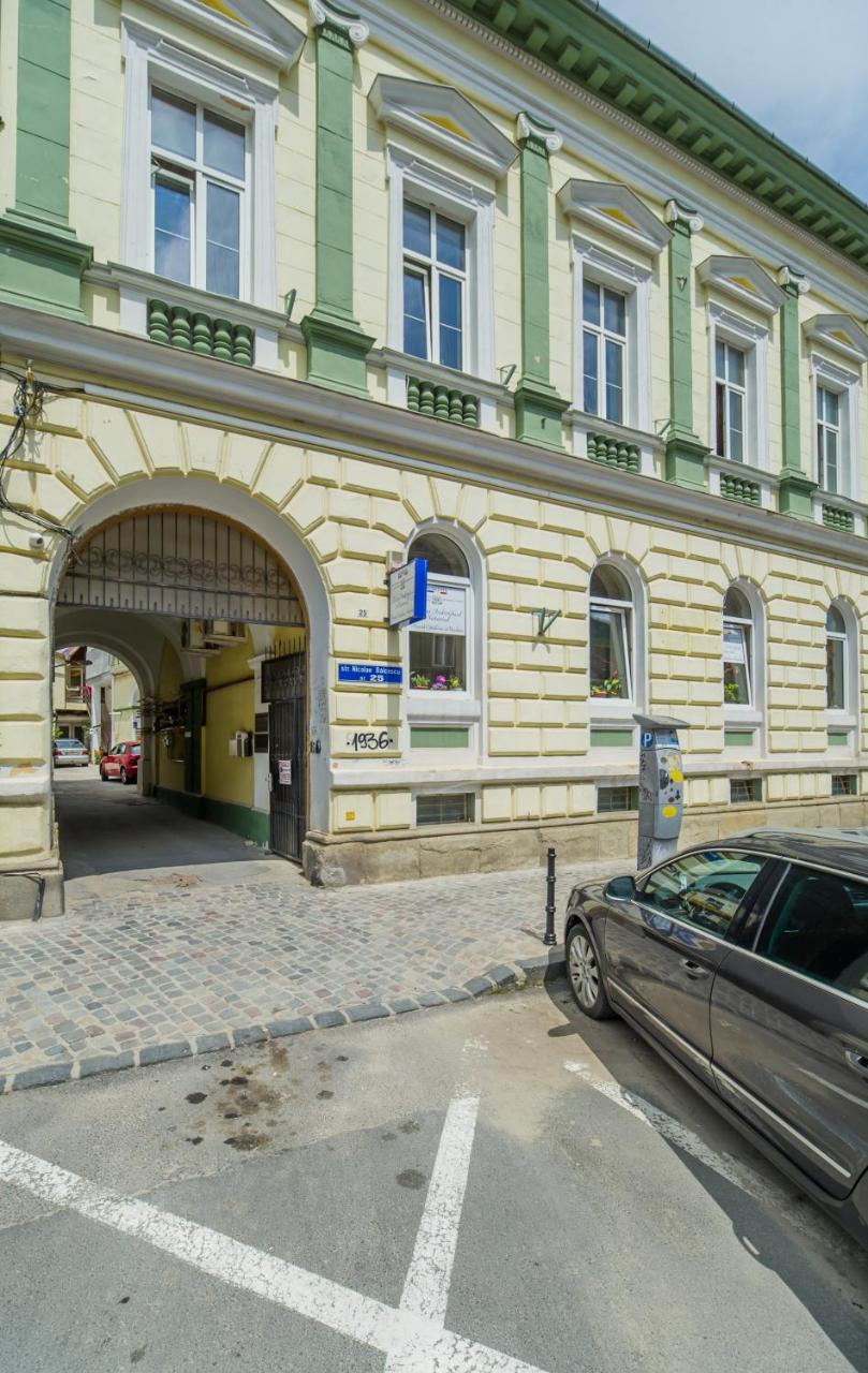 Kronhaus Braşov Exteriör bild